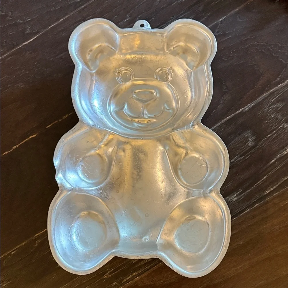 Charming Silver Teddy Bear Cake Mold